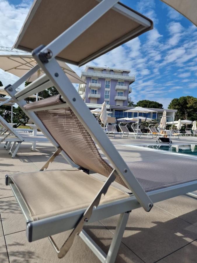 Fantinello Hotel Caorle Exterior foto