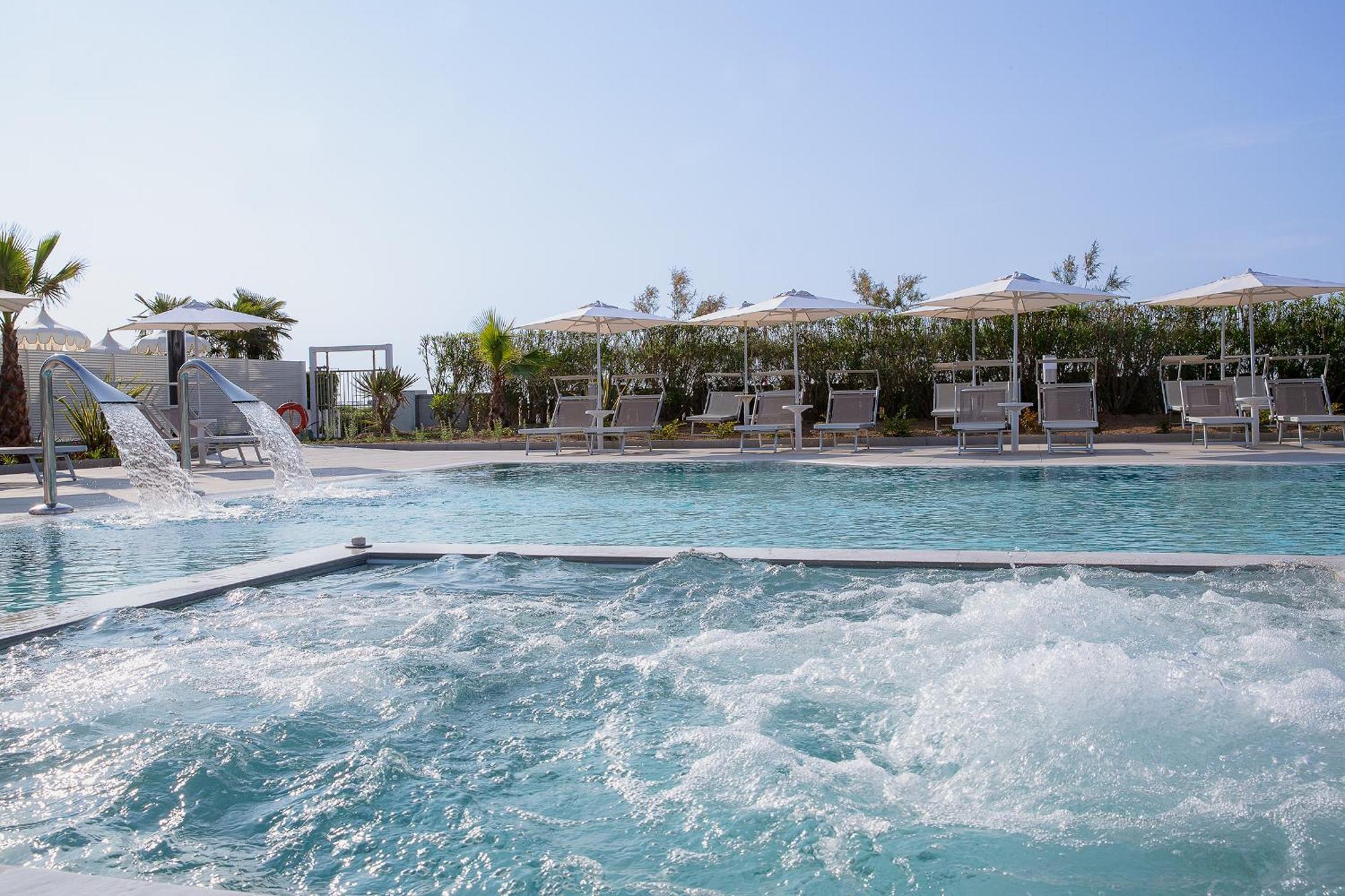 Fantinello Hotel Caorle Exterior foto